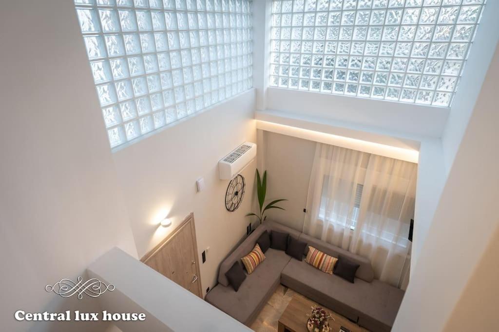 Central Lux House Kalamata Exterior photo